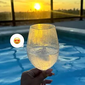 https://confortavel-apt-203.portodegalinhashotels.com
